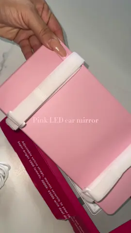 Makeup in the car bout to be littttt 😍