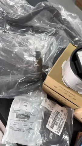 PORSCHE car spareparts‼️💯 What are you waiting for? We provide with the best and high quality spare parts to ensure your safety 🔐 Come find us at J.N.S Auto Parts Sdn. Bhd. located at Bukit Dahlia, Pasir Gudang 🙌 #fyp #cars #carspareparts #carsparepartsmalaysia #spareparts #malaysia #porsche #porschecars #porschecarsparepart #johorcarsparepart #Ramadan #Ramadan2024 #JNS 