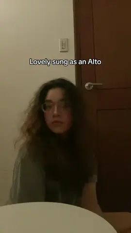 Yes i sing to my toilet #tiktokmusikat #soundofsea #coversong #billieeilish #music #alto 