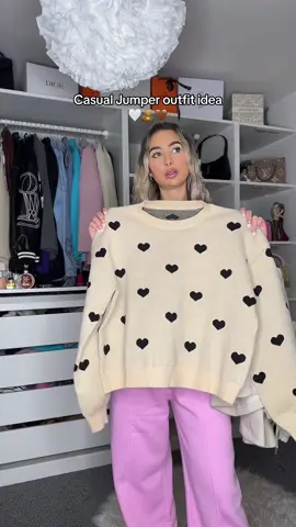Casual jumper outfit idea 🤎🧸 This is so cute!! #casualoutfits #outfitideas #jumperoutfit #fashiontiktok #OOTD 