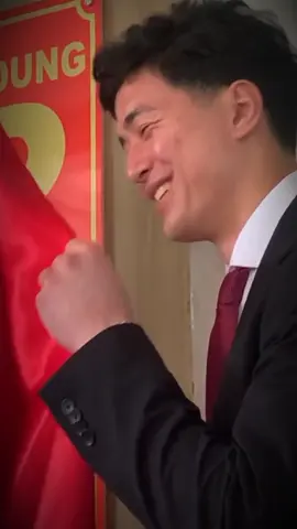 Cyrus Margono (GK/22/191) kembali menjadi WNI setelah ia menjalani sumpah ulang WNI di Kanwil Kemenkumham Jakarta pagi tadi. Mantep nih buat kiper pelapis Maarten Paes atau Ernando🤩 #timnasindonesia #timnas #timnasindo #cyrusmargono #sepakbola #fyp #kiper 