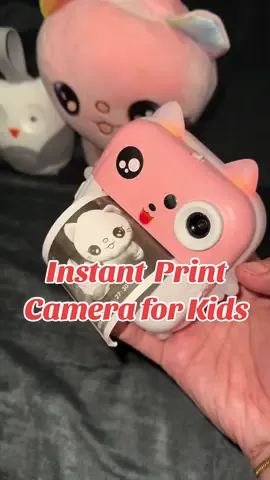 Instant Print Camera for Kids! #instantprintcamera #cameraforkids #kidsphotography #kidscamera #inklessprinter 