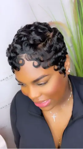 Beautiful 🔥🔥🔥 by @hairfetishshop 👏🏾👏🏾👏🏾 #head2toemag #shorthair #fingerwaves #hairtrends 