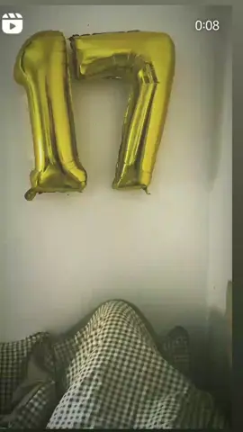 انهارده عيد ميلادي🎉♥ لقد اتمتت عامي ال١٧…...♥👑' قبل اي حاجه انا بحمد ربنا عل كل حاجه🤍🙏🏻 ويعوضني خيرا عن اللي فاات♥ اللهم اني استودعك عامأ مضئ من عمري اليوم سنه جديده ⁦ من عمري تزيد من احلامي وايامي يارب اكتب لي الخير والسعادة في ايامي طبعا اليوم يختلف عن باقي الايام🤗♥ 𝑖𝑡'𝑠 𝑚𝑦 𝑏𝑖𝑟𝑡𝒉𝑑ay 17 ♥♥  sweet 17🍓🍬♥️♥️