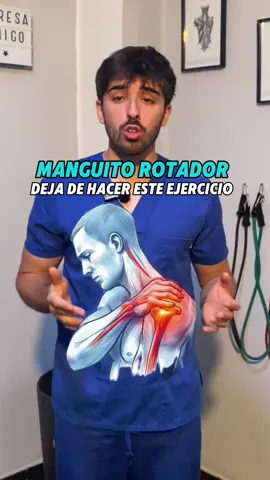 ❗️RECUPERA TU MANGUITO ROTADOR (te cuento más👇🏽)❗️ 👉🏼Los ejercicios de rotaciones van a ser beneficiosos para tu hombro, pero puedes hacer MUCHO MÁS. 📚 Tu manguito rotador no solo se encarga de las rotaciones, de hecho su tarea principal es la de estabilizar a tu húmero mientras hace distintos gestos. 💪🏼 Te propongo incorporar ejercicios de tracción, empuje y abducción donde tu manguito rotador cumple su función del día a día. ❕Si quieres más vídeos y ayuda gratuita con tu dolor solo tienes que seguirme❕ #fisioterapia #fisio #dolor #dolorcronico #dolorcervical #dolordeespalda #rehabilitacion #anatomia #anatomiahumana #ejercicio #Fitness #manguitorotador #hombro #ciática #lesión 