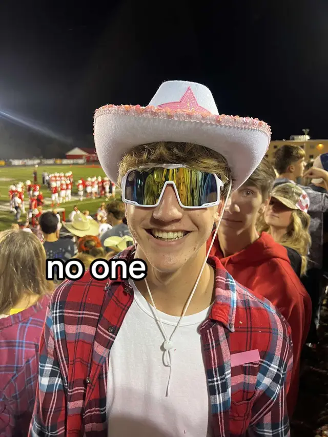 not working out so far :/ #mensfashion #OOTD 