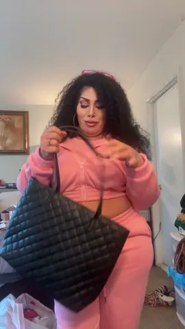 Love, my beautiful new purse #influencers #mominfluencerlife #mominfluencer #momin_fam #entertainment #lifestyleblogger #havingfun #havingfunatwork #selflove #enjoy #mom #selflovejourney #viralvideo #trendy #momsoftiktokbelike #momtok #momlife #moms #momsbelike #tiktok #handbag #handbags #handbags #handbagtiktok #handbagcollection #handbagchallenge #handbagscollection  @beautiful wife162 