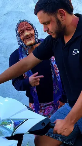 JAJA re loc4 la abuela😂  #parati #comediante #humor @Marcos Mendoza956 