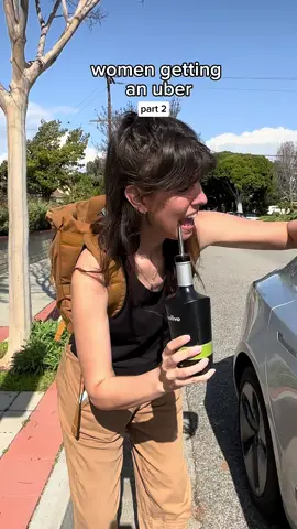 We’re the ones from the app! @Aliki @Emma Pope #women #friends #uber #nick 
