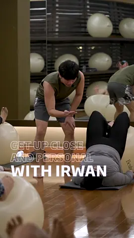 Say hello to Irwan @TheActorWannabe , Group Fitness Instructor Fitness First yang mulai memberikan inspirasi melalui beragam kelas Mind and Body kepada para member sejak tahun 2010. Yuk, kenal lebih dekat dengan presenter BodyBalance ini dengan join kelasnya! Jangan lupa untuk berikan testimoni kamu di kolom komentar tentang kelas Irwan ya 👇 #MakeItCount #FitnessFirst #FitnessFirstIndonesia #GoFurtherinLife #InstructorHighlight #LesMills #BodyBalance #Instructor #yogainstructor 