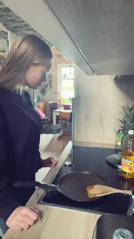 Magst du Eier mit oder ohne Schale?#probierenmitkarina #maskiergang #learnwithkarina 