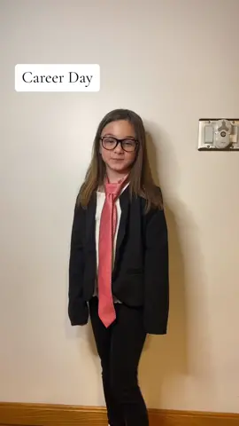 #careerday #president #presidentoftheunitedstated #campaigningat8 #zaharaaudriana @AdventuresofZahara&Arlo 