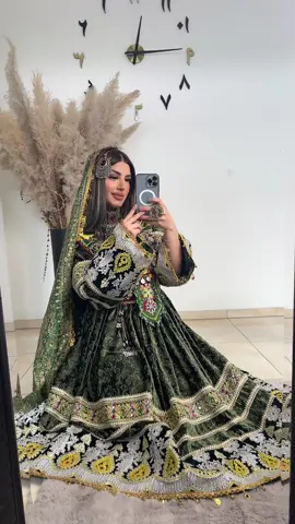 Order on my instagram  لباس های افغانی برای خریت پیام بدیت  maroo_dress #maroo_dress #afghanistan🇦🇫 #afghanculture #afghanclothes #explore #viralvideo #viral #germany #foryou #تاجک__اوزبگ__پشتون__هزاره__ترکمن 