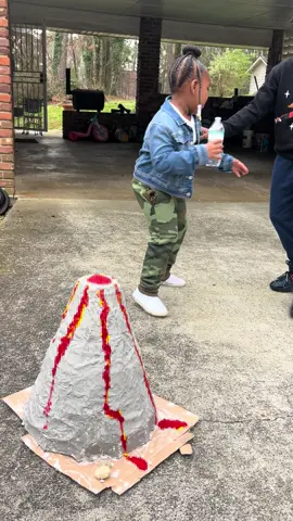 My babygirl is only 4 years old and had her first science fair project last week. We did a volcano and when I tell you sis hit a sprint all the way in the house and down the stairs for this weak explosion!  I CANNOT stop watching this video of her. 😭😂😮‍💨  🤍❄️ @ravyn.snow  #ScienceFairProject #Volcano #Babygirl #Funny #NationalGeographic #BabyGap