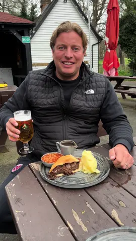 It’s time to lock up your warehouses and park up ya van and Enjoy ya friday afternoon pint! Another day done. See you all tomorrow. Don’t go home untill you’re proud. Bosh❤️