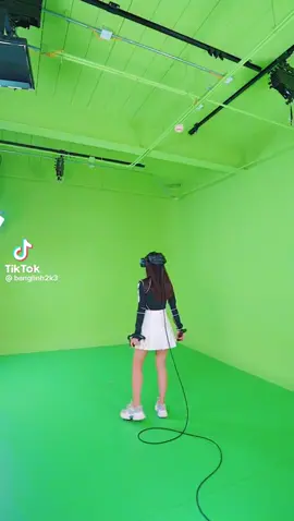 This girl dancing in vr #dance#dancing #girldancer #vr #vrdance #vrdancing #reels #viral #viralvideo #foryou #fyp 