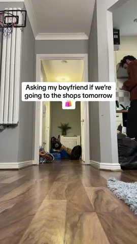 The forehead kiss 🥹 Not the spidey senses kicking in 😂😭 I just want to make sure, because I need some essentials 🥰🛍️ #couples #Relationship #Love #askingmyhusband #askingmyboyfriend #prank #coupleprank #coupletrend #interracialcoupletrend #interracialcouple #relationshipgoals #ofcoursecoupletrend #goingtothestore  IB: @Ricky & Lesly 
