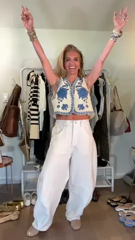 Sip, Style, & Shop episodes are available on my Amazon storefront 🛍️ every Tuesday at 6 pm, featuring my top picks and unbeatable deals. Staying trendy and saving big - it’s a win win 💖@Amazon Live @Amazon Fashion  Choose Happy! Choose You! Yes You Can! Get Up. Get Dressed. Let’s Do This!💋  #midlifewomen #midlifejourney #midlifemagic #midlifewellness #midlifereinvention #midlifeawakening