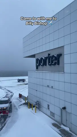 i strictly fly porter ✈️ #travel #billybishop #toronto #airport 
