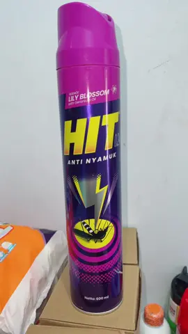 3 pcs HIT Semprot isi 600mili#obatnyamuksemprot #obatnyamukbaygon #obatnyamuk #obatnyamukhit #obatnyamukhitsemprot #hitobatnyamuk #hitobatnyamukpromo #hitobatnyamukmurah #promoobatnyamuk #hitobatnyamuksemprot #ramadanekstraseru #amankancuanramadan 