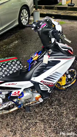 Lc sampah ? 😭 #tamilanmotorclub #bottolgarageraya #tmc #fyp #mbop #lc135mb 