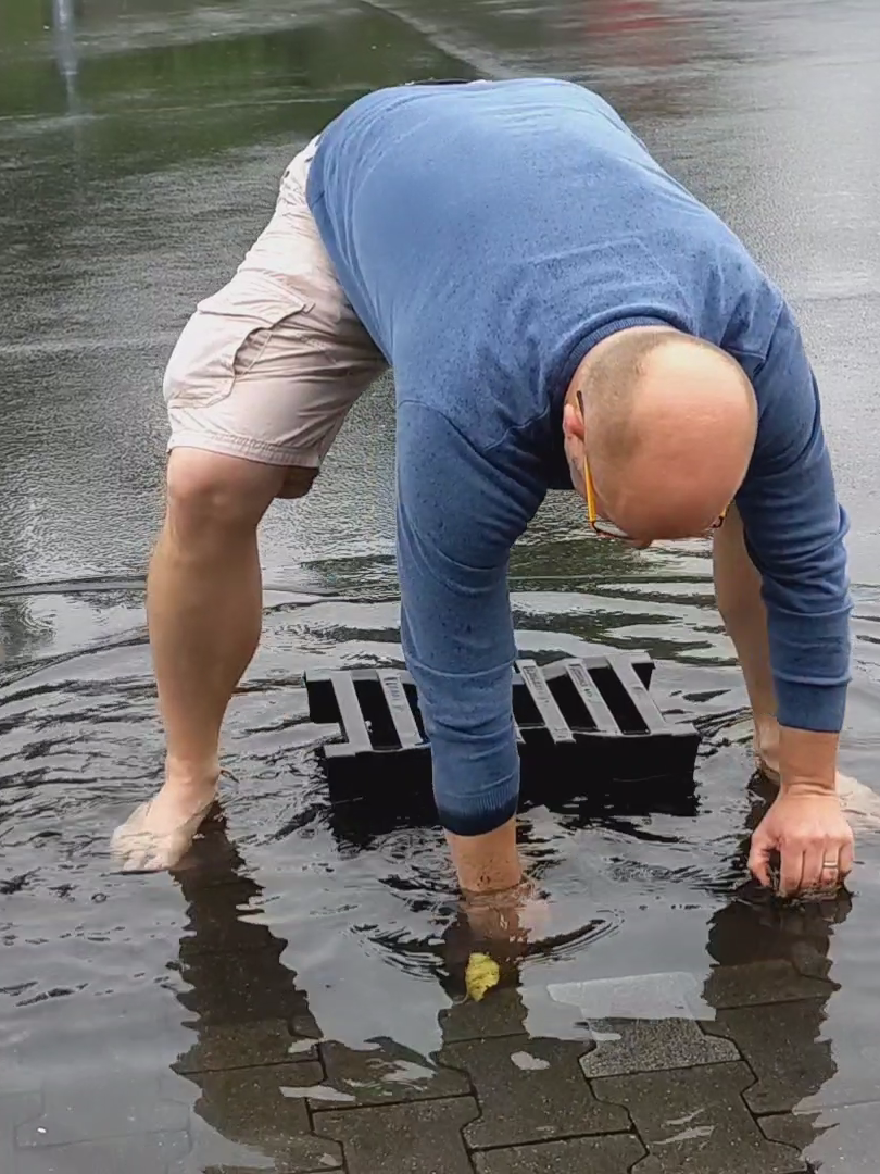 #002 Unclogging a storm drain after heavy rain  #drained