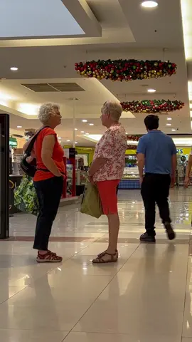 9am at your local shopping mall…