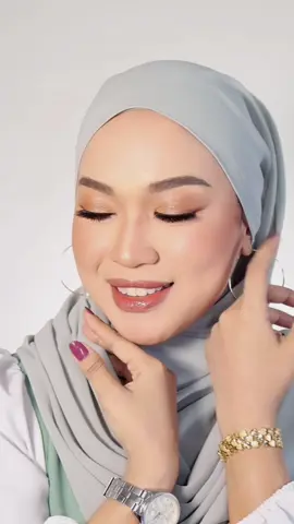 Nak Makeup untuk Photoshoot Raya / Majlis Berbuka Puasa still open ya. PROMO RM100 di bulan Ramadhan. Walk in sahaja! #muakualalumpur #muakl #muaselangor #muaklselangor #makeupkl #makeupselangor #muadamansara #muakotadamansara #muadamansaraperdana #muapetalingjaya #makeupphotoshoot  #makeupphotoshootraya #makeupiftar #makeupmalaysia 