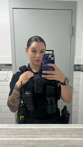 Work life balance #Fitness #copsoftiktok #cops #police #policeofficer #fitcops #femalecop #onlinecoach #Fitness 