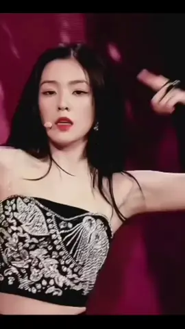 mind blowing #irene #ireneredvelvet 