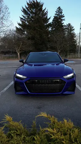 Sunset beauty🫐 #rs7 #audi #rs7sportback #supercar #carlover #auto #blueaudi 