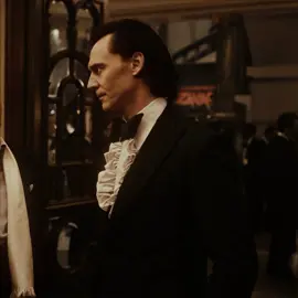 turkish songs hit different 😉😉😉 cc lesbianquake spc @Juan frfr  #tomhiddleston #tomhiddlestonedit #lokilaufeysonedit #lokilaufeyson #edit #explore #hadiya #blacksuit 