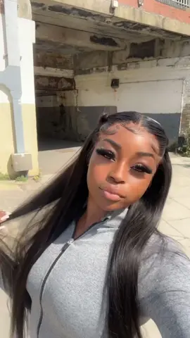 pretty w no makeup👅#fyp #explorepage #nomakeup 