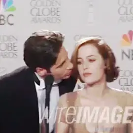 gillian anderson and david duchovny x obsessed #gillovny #davidduchovny #gilliananderson #thexfiles #msr #bisexual🏳️‍🌈 #oliviarodrigo #obsessed 