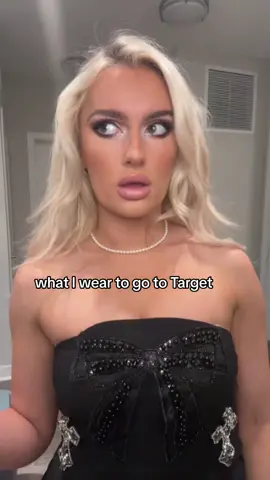 The Glamour is a way of life 🤷🏼‍♀️ #wrestling #womenswrestling #aew #mariahmay #glam 