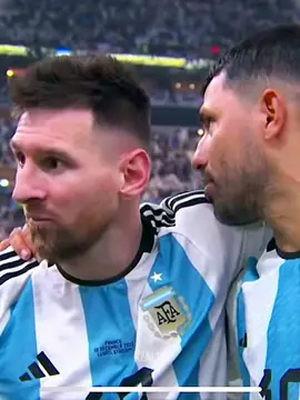 ميه الف متابع شكرا مره  على دعمكم ♥️♥️♥️♥️، رقص ميسي مع الجماهير بعد تتويج بكاس العالم ♥️♥️♥️♥️♥️ #ميسي #الارجنتين #كاس_العالم_2022 #فرنسا 