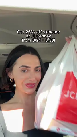 It’s not every day you get 25% off your favorite skincare products! Head to @JCPenney between 3/24 - 3/30 & let me know which products you pick up during the Spring Beauty Event! #JCPpartner #JCPbeauty #skincare #skincareroutine #acne #acneproneskin #acneskincare 