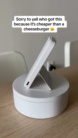 Now my phone will never run out if battery #fyp #fypシ #anker #wirelesscharger #Tech 