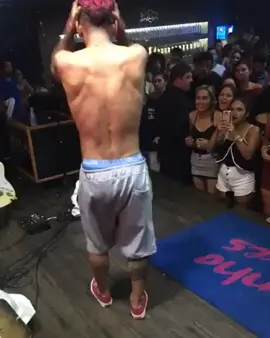 dynho alves é alvo de criticas divide opniões de internautas apos video com “dança marrenta” e “cintura ignorante” #dynhoalves #cintura #funk #mc #brasil #fyp @dynhoalves 