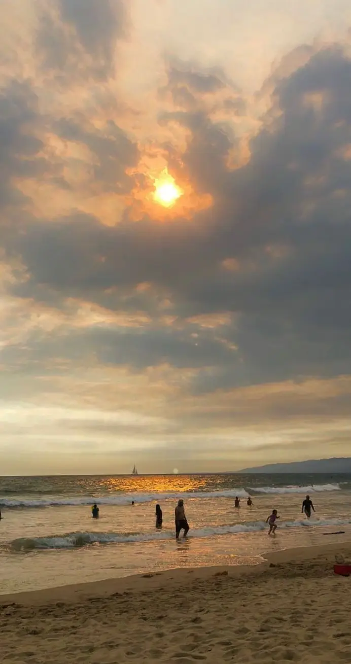 #senja #langitaesthetic #slidefoto #indah #laut 
