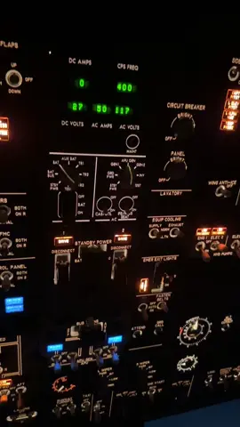 #مطار_بغداد_الدولي #اغاني_عراقيه #explore #fyp #iraq #حبيبي #ترند #مشاهير_تيك_توك 