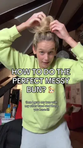 This bun has become my entire personality… hahaha  #messybun #messybuntutorial #hairtutorial #hairtok #hairstyle #paris #chitchat #nickname #trending #fyp #pourtoi #pov 
