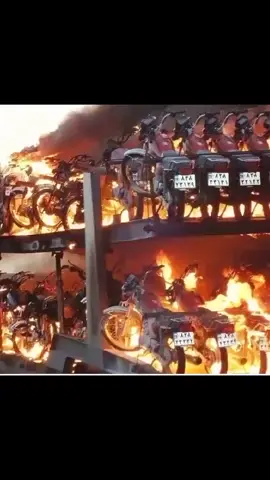 #نامات_الضياع #دراجات_نارية_لاتعرف_القانون #لحن #مشاهير_تيك_توك #نامات_المحبة_🖤💉 #ايران 