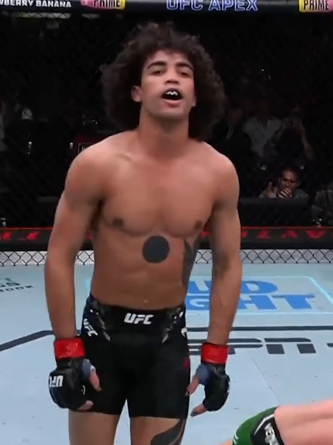 PAYTON TALBOTT CONTINUES TO PUT ON A SHOW 🤯 #paytontalbott #UFC #mma