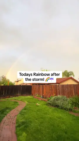This was the most beautiful rainbow I have ever seen! 😍🌈