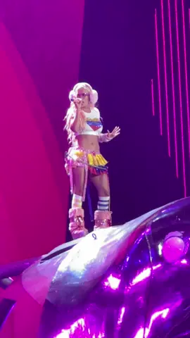 Aviso! Voy a subir TODOS los videos del concierto para tenerlos para siempre 🫶  #mañanaserabonitotour #mañanaserabonitokarolg #karolgenvenezuela #venezuela #conciertokarolg 