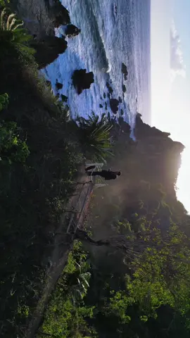 Sekarang lihat keindahan ini sendiri, besok bareng kamu yah :) #drone #dronevideo #drones #droneshot #dronetiktok #watulumbung #gunungkidul #yogyakarta 