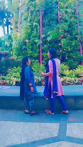 Haha 😆 Vedivel funny 🤣 Comedy #jaanu #janany #trincoponnu #srilanka🇱🇰 #singapore🇸🇬 #eelam_of_lanka 