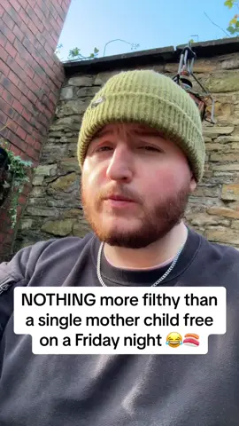 NOTHING more filthy than a single mother child free on a Friday night #fypシ #uk #foryou #mums #foryoupage #pub 