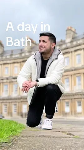 A beautiful day in Bath (looking for the gay version of Mr. Darcy) #somerset #england #gaytiktok #daytrip